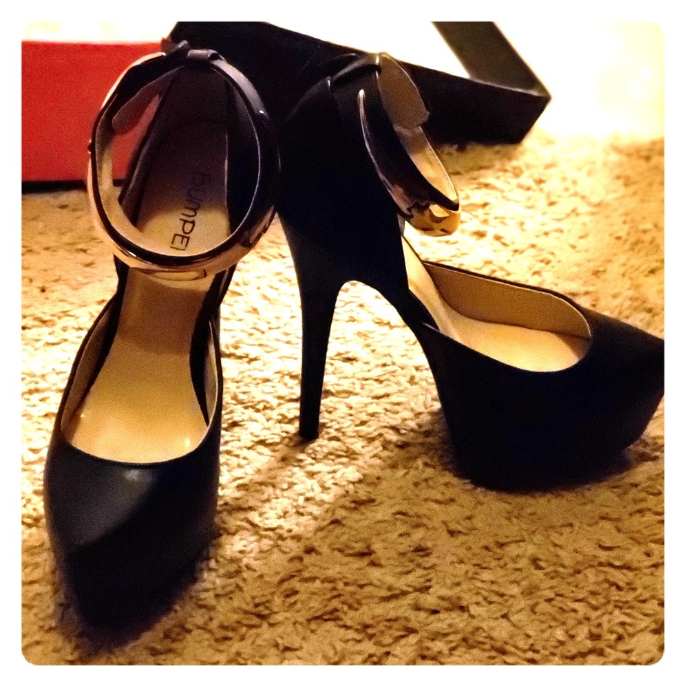 Black heels